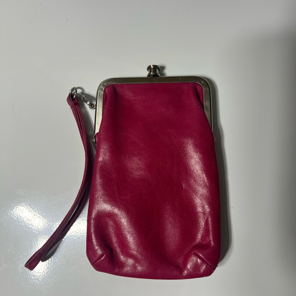HOBO Vintage Fuchsia Leather Kisslock Wristlet Clutch